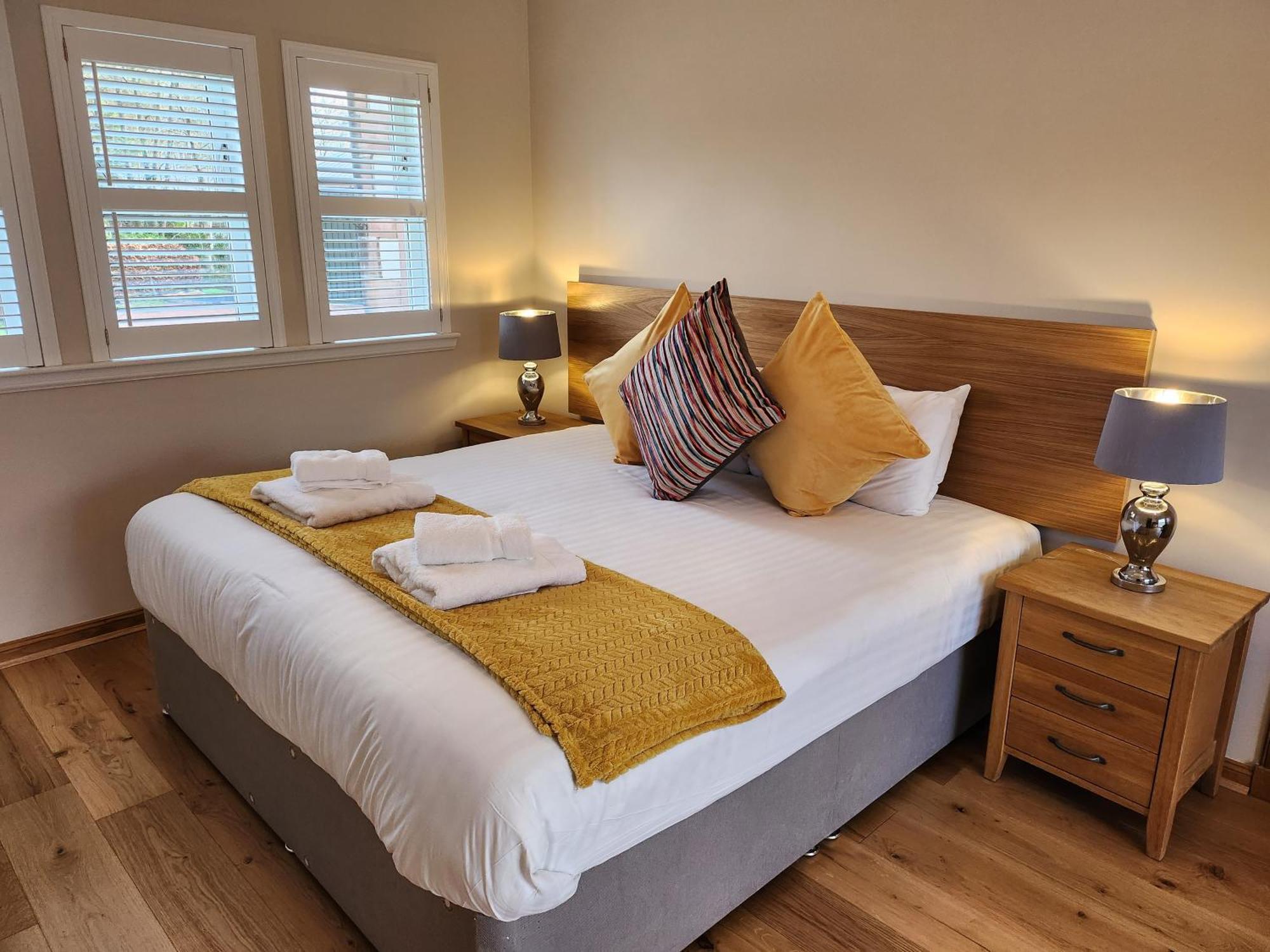 באלוך Auchendennan Farm Self Catering Cottages מראה חיצוני תמונה