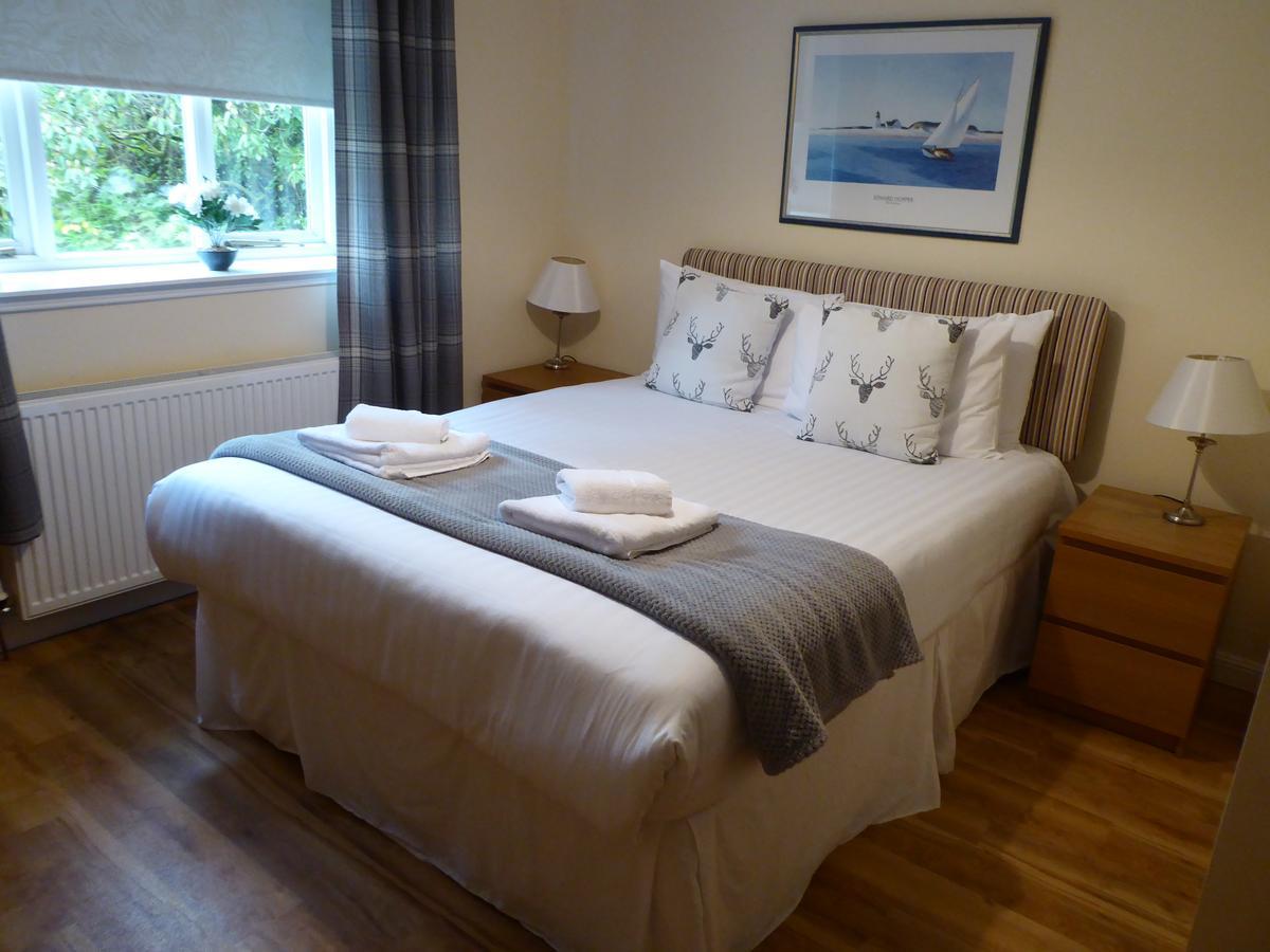 באלוך Auchendennan Farm Self Catering Cottages מראה חיצוני תמונה