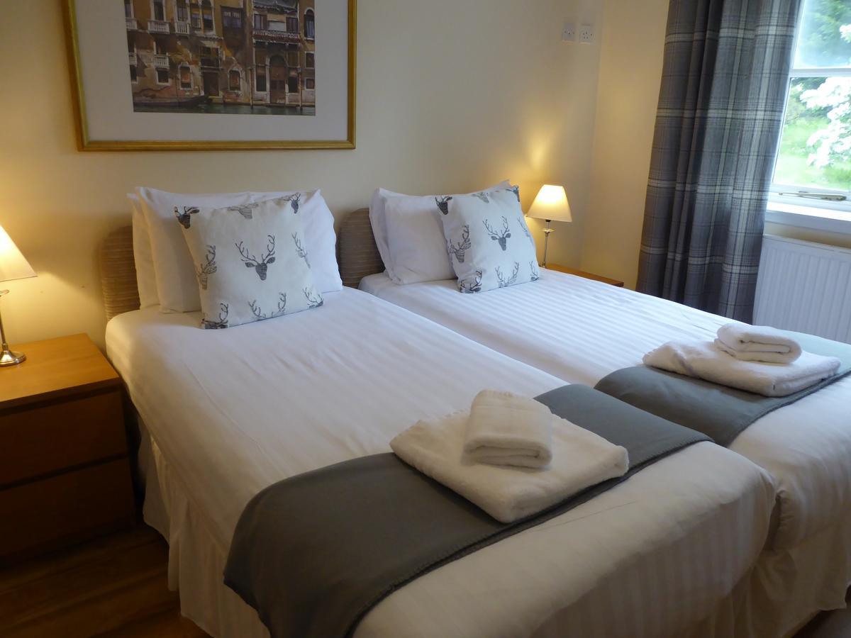 באלוך Auchendennan Farm Self Catering Cottages מראה חיצוני תמונה