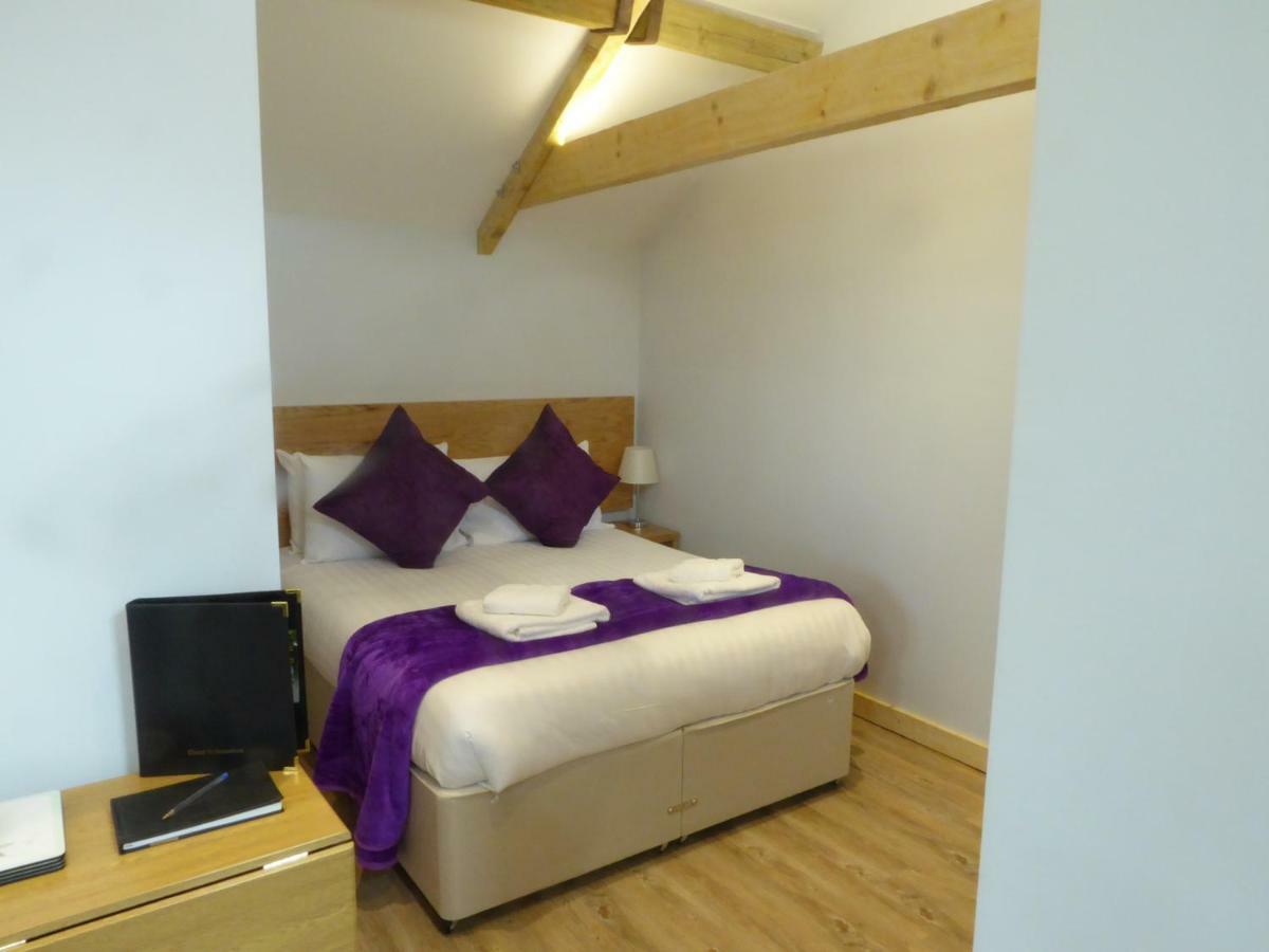 באלוך Auchendennan Farm Self Catering Cottages מראה חיצוני תמונה