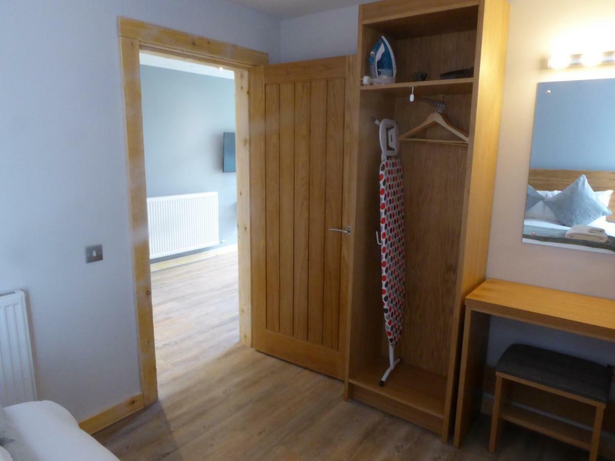 באלוך Auchendennan Farm Self Catering Cottages מראה חיצוני תמונה